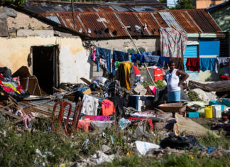 Crecen el número de víctimas tras las fuertes lluvias en Santo Domingo