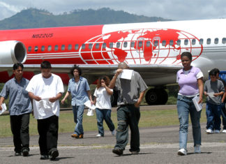 Más de 486.400 hondureños indocumentados han retornado a su país desde 2015