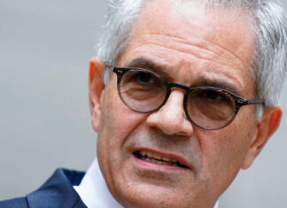 Lawmakers appeal ruling on legality of impeaching Philly DA