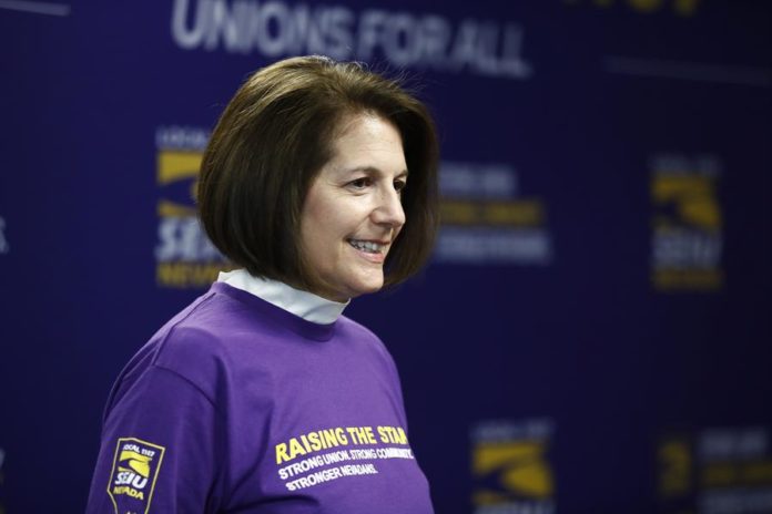 Reelección de senadora latina de Nevada en el limbo por varios días