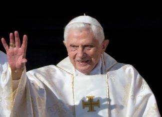 Fallece el papa emérito Benedicto XVI a los 95 años