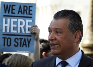 Récord de latinos servirán en el nuevo Congreso y varios estados, según NALEO