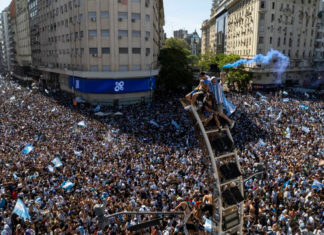 Tras suplicio, argentinos tocan el cielo con las manos