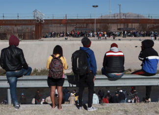 EE.UU.: Migrantes esperan decisión sobre restricciones a asilo