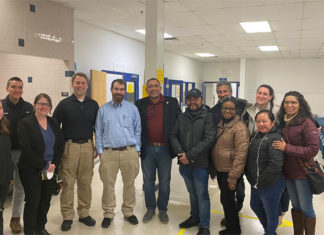 Llegan más migrantes desde Texas, y se movilizan los voluntarios