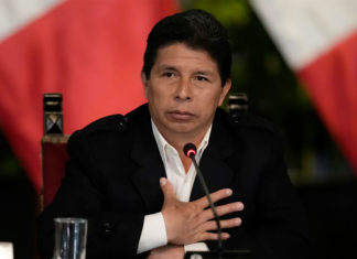 Perú: el presidente Castillo disuelve el Congreso
