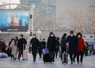 Imágenes por satélite muestran multitudes en los crematorios chinos por covid