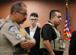 No pedirán pena de muerte para autor de masacre racista en El Paso