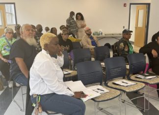 Campeones de la vacuna en Hunting Park