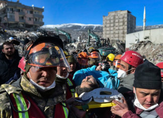 Erdogan:víctimas de sismo son 35.418, peor desastre en siglo