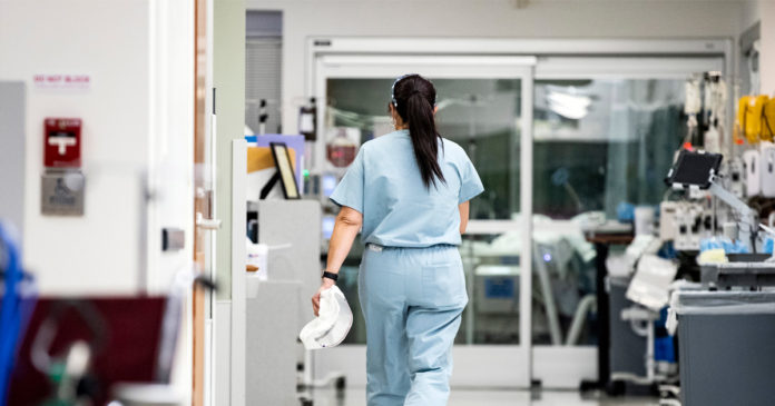 Inmigrantes-tienen-un-papel-clave-en-el-cuidado-de-la-salud-en-13-estados