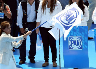 Partido opositor mexicano corteja a los inmigrantes en EE. UU. con miras a 2024