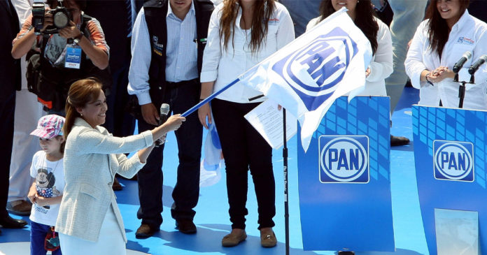 Partido-opositor-mexicano-corteja-a-los-inmigrantes-en-EEUU-con-miras-a-2024