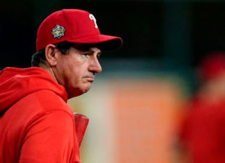 Thomson to NL champ Phillies as camp begins: Ease into this