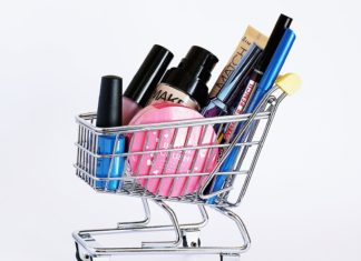 Estados promueven leyes duras contra el uso de sustancias tóxicas en cosméticos