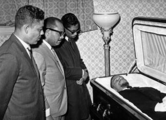 Hija de Malcolm X demandará a la Policía de Nueva York, al FBI y a la CIA