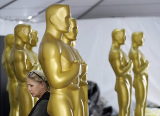 Todo listo en Hollywood para unos Óscar que buscan nuevas audiencias