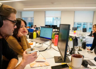 Apuestan a redes sociales para enviar noticias a jóvenes