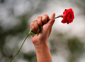 Día de la Mujer llega entre abusos y desigualdad rampantes