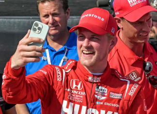 Marcus Ericsson gana 1ra carrera de la temporada