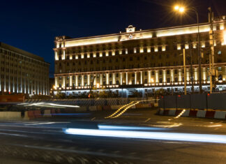 Rusia acusa de espionaje a periodista de Wall Street Journal