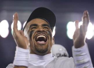 Jalen Hurts y Eagles pactan extensión de 255 millones