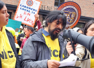 Inmigrantes recuerdan a trabajadores muertos y lesionados en Nueva York