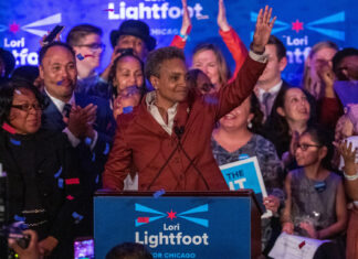 Latinos, pieza clave en la elección de alcaldía de Chicago si salen a votar