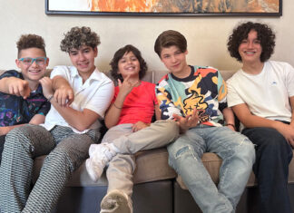 Menudo regresa a su esencia con nuevos integrantes y música bilingüe