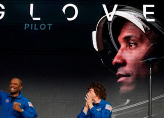 NASA: “Tenemos al primer afroamericano y a la primera mujer que van a dar la vuelta a la Luna”