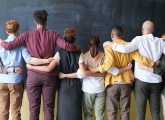 Recogiendo los pedazos: El Ministerio de Restauración