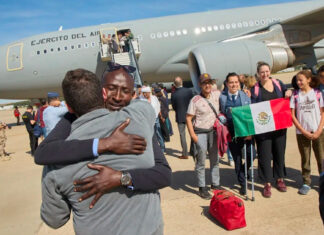 ¿Qué países están evacuando sus ciudadanos de Sudán?