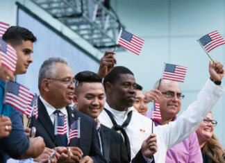 Gobierno enviará por correo la certificación de estatus inmigratorio