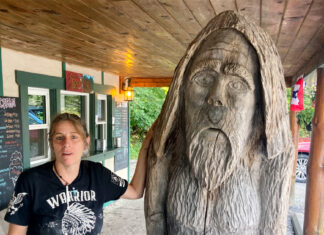 Sentencian a mujer de PA que amenazó de muerte a Pelosi