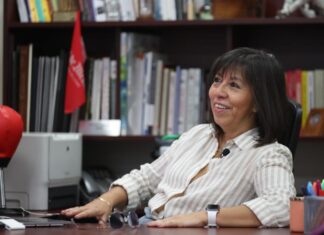 Directora del Foro Mundial de Editores urge a «recuperar la credibilidad»