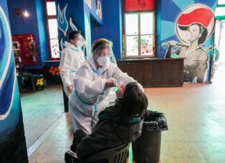 Autoridades sanitarias detectan expansión de variantes más resistentes del coronavirus