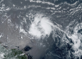 Islas del Caribe oriental se preparan para inundaciones por la tormenta Bret