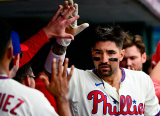 Filis superan por 7-3 a Dodgers y se llevan la serie