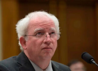 Inicia proceso para retirar licencia a un abogado de Trump