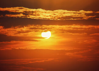 In new policy recommendations, Esperanza and Community Legal Services of Philadelphia call for the expansion of LIHEAP to cover cooling needs as temperatures rise