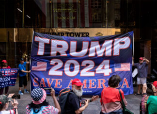 Académicos analizan implicaciones de acusación a Trump