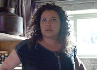 Justina Machado, entre empanadas de carne humana y la denuncia social como «Dolores Roach”