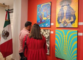Consulado mexicano inaugura la exposición itinerante «Corazón Migrante» de 23 artistas