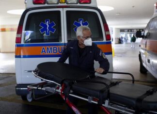 Hombre de 59 años fallece tras ser atropellado por una ambulancia en Puerto Rico