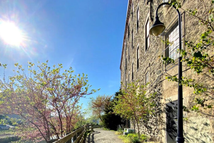 What-if-God-went-on-a-job-interview