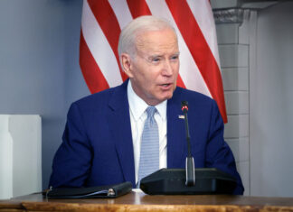 La Casa Blanca presume de haber alcanzado la menor tasa de desempleo latino hasta la fecha Foto: EFE / TIM IRELAND Archivo