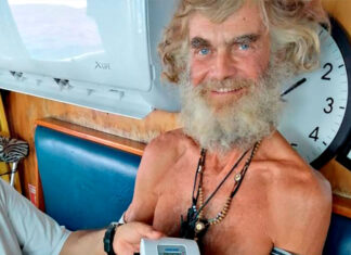 Llega a México náufrago australiano, después de tres meses a la deriva en altamar