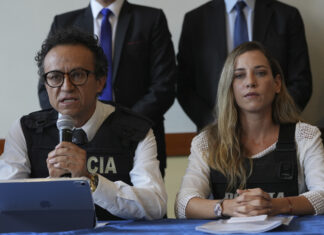 Designan a periodista en lugar de candidato presidencial asesinado para elecciones en Ecuador