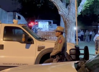 Arrestan a familiar de tirador de Uvalde por amenazar con tiroteo a primaria en Texas