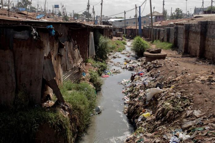 La comunidad hispana es la más expuesta a cañerías de plomo en Nueva York, según estudio